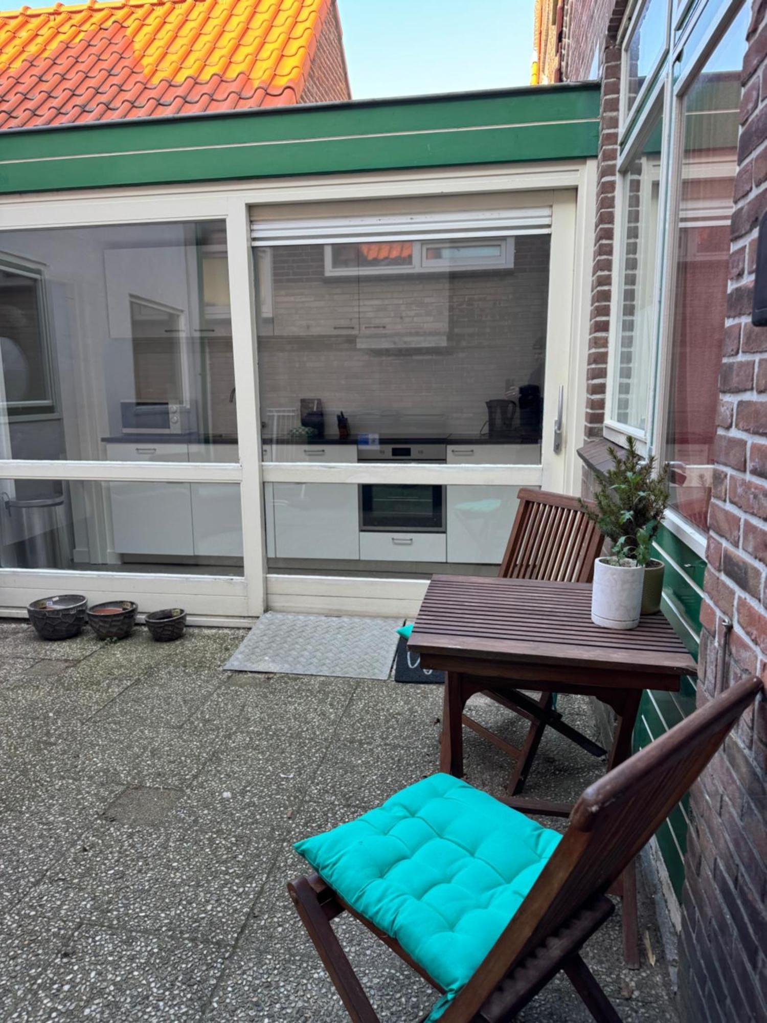 Holiday home Hello - Zomerhuis Toekomststraat 8